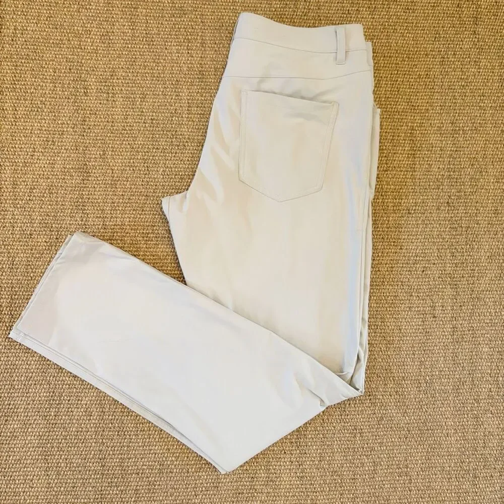 Lululemon ABC Pant Classic Khaki 34 x 32 Stretch Travel